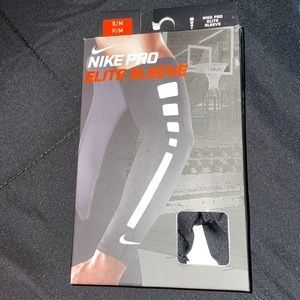 Brand new Nike Elite Sleeve